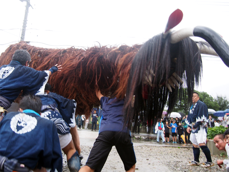 雨の秋祭り2